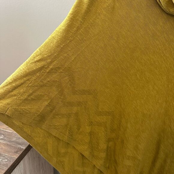 Apropos Stylish Mustard Yellow Poncho/Cape XL - Picture 4 of 6